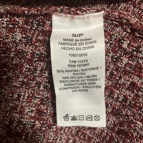 Dynamite long sleeve dark red fitted dress. Size: Small - Picture 4 of 4